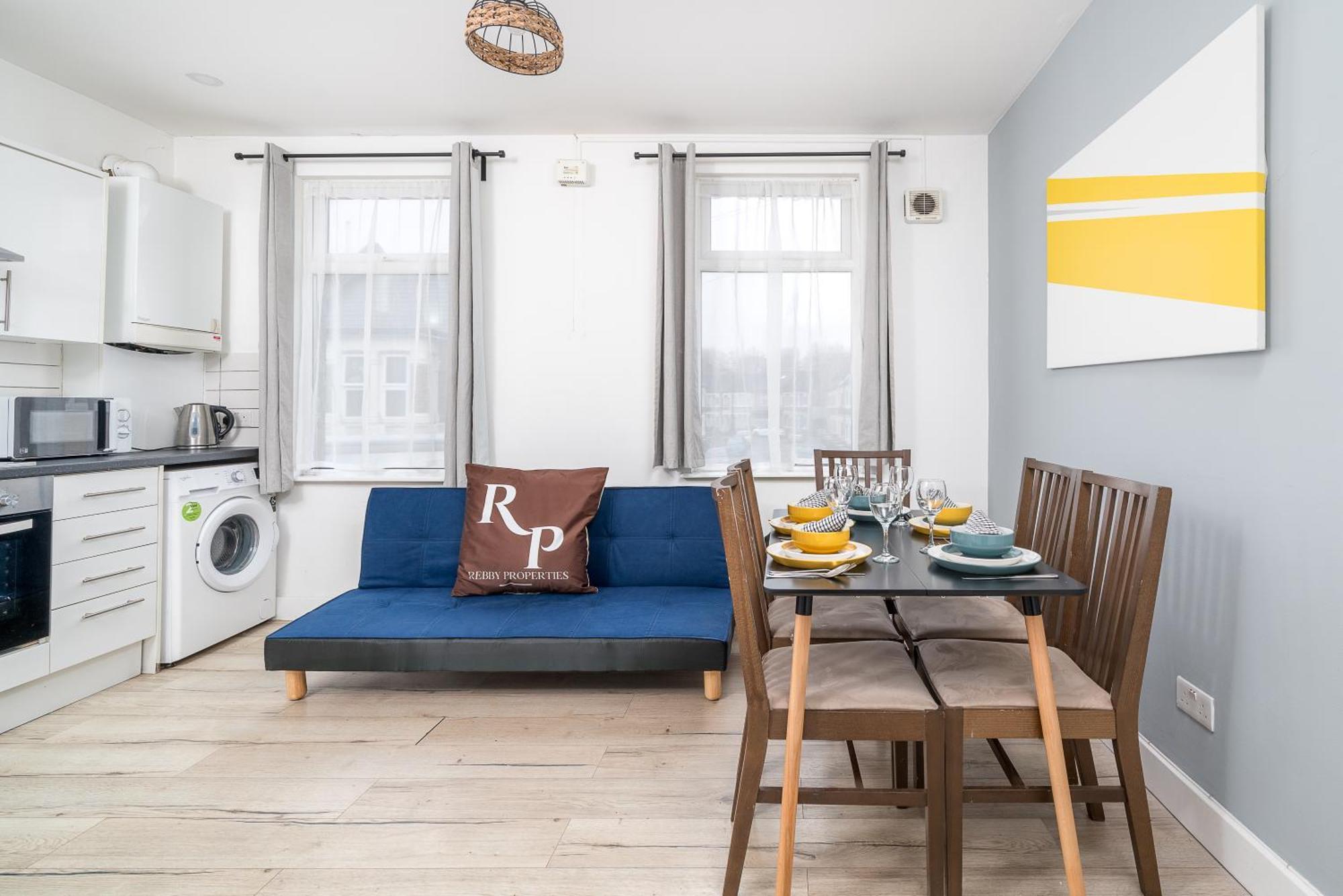 Modern 2 Bed East London Home By Rebby Properties Sleeps 5 Near Canning Town Station Exterior photo